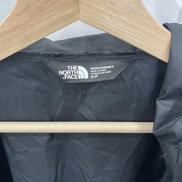 The North Face Windbreaker - Men's small - Picture 3 of 6